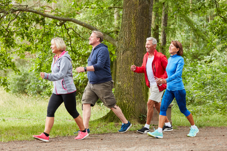 A visual comparison of healthy veins and varicose veins. On the left, healthy veins are smooth and straight, while on the right, varicose veins are swollen, twisted, and visibly damaged.
